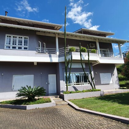Casa ampla à venda no bairro Pinhal Alto em Nova Petrópolis, na Serra Gaúcha